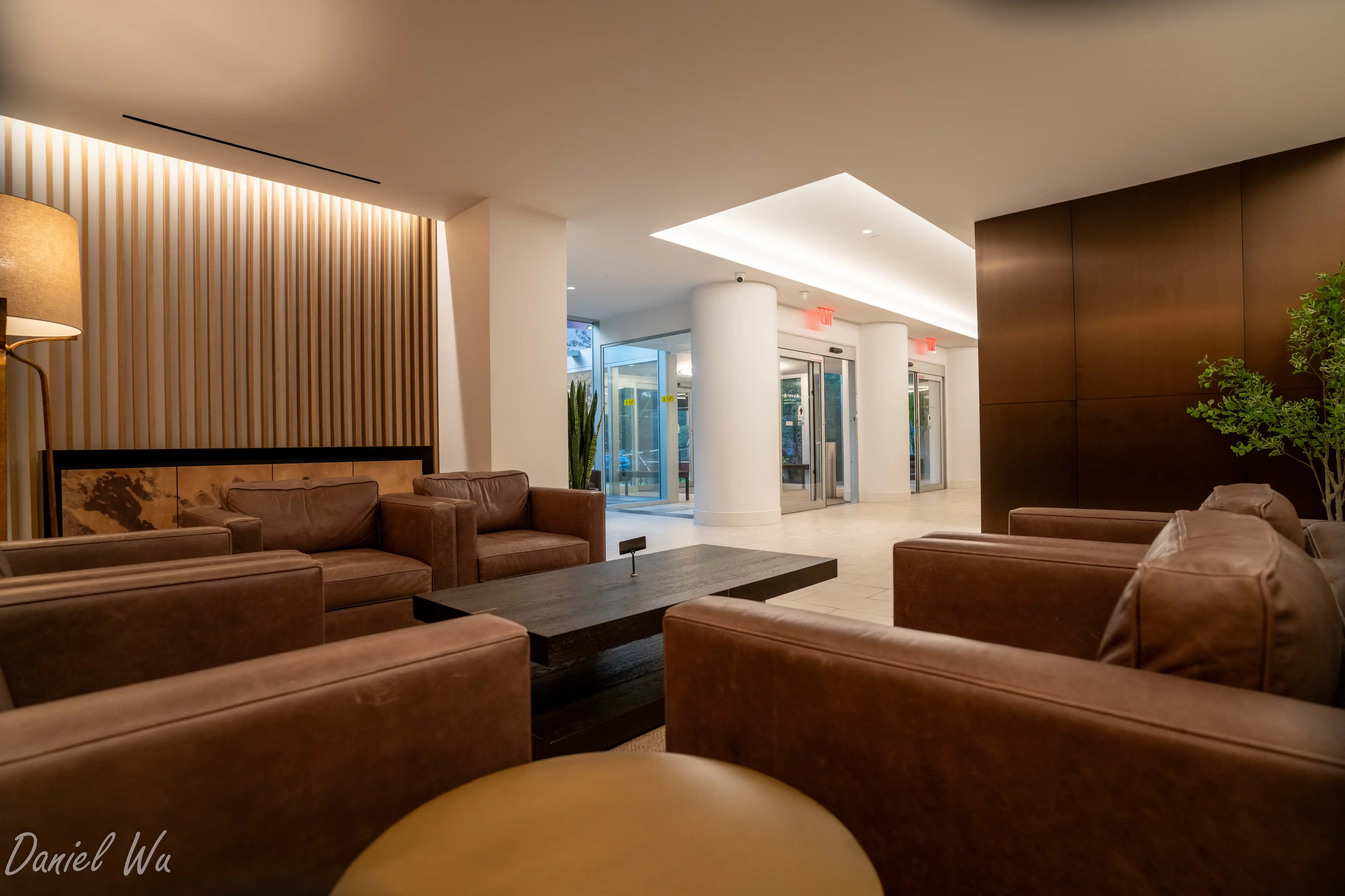 Lobby 4